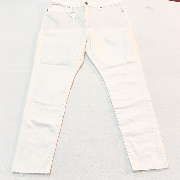 Banana Republic High Rise Skinny White Denim Jeans NWT Size 33 - Picture 2 of 7
